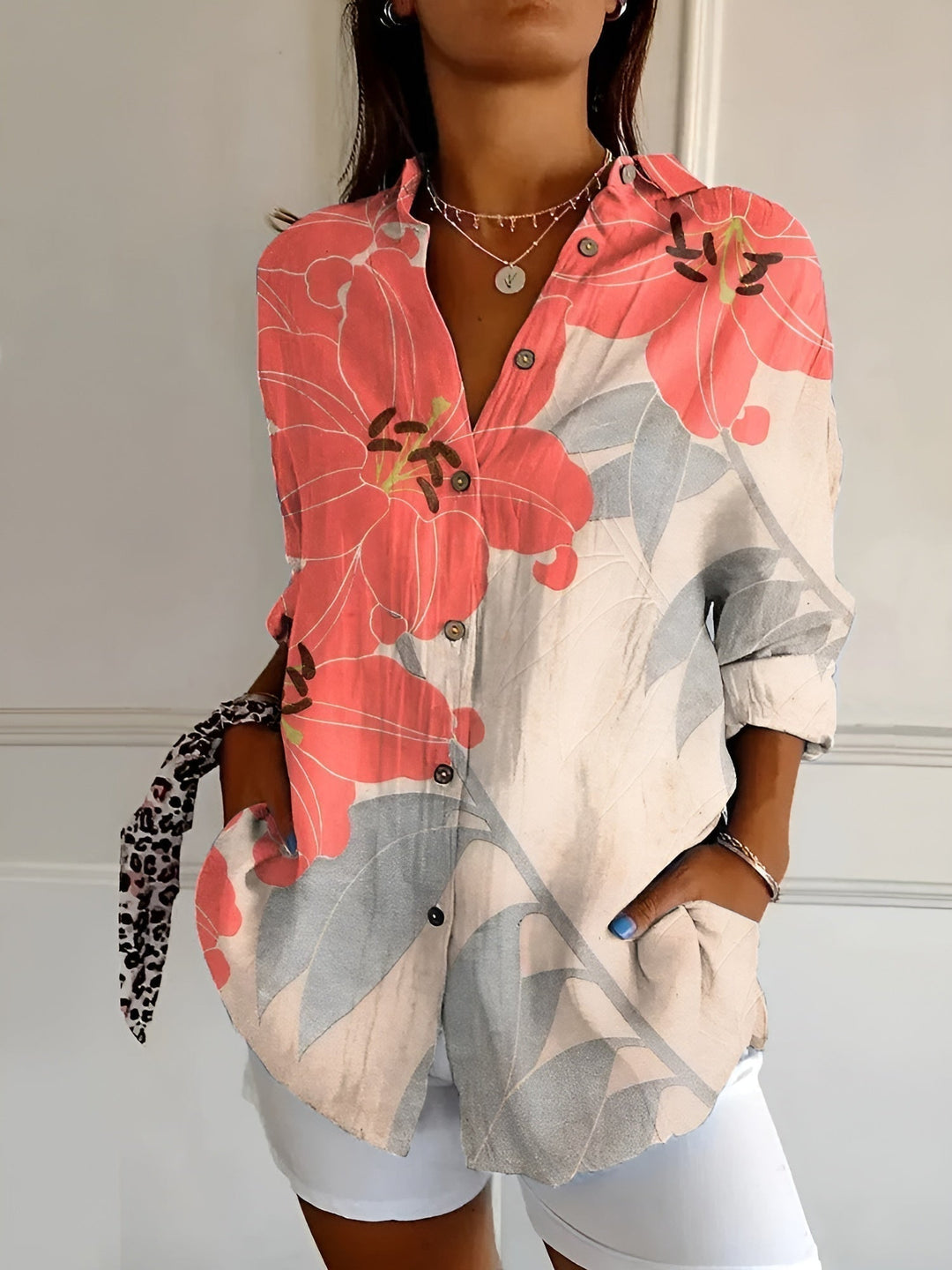 Livia®️™ | Leichte Bluse mit Blumenmuster aus Baumwolle